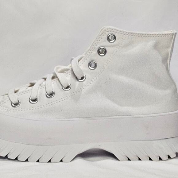 Converse Women's CTASLugged Heel Hi Tops Size 5.5 A10364C White NWT - Picture 4 of 7